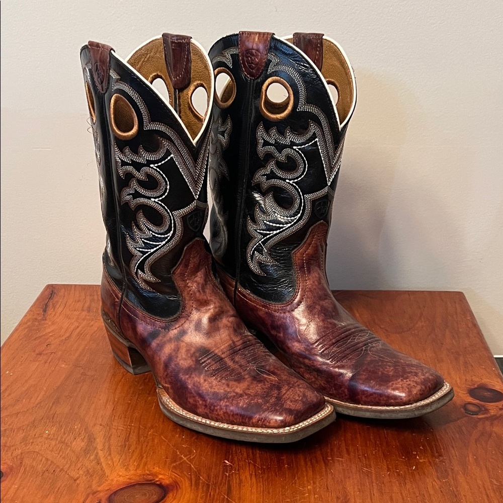 Ariat Men's Black and Brown Leather Boots
